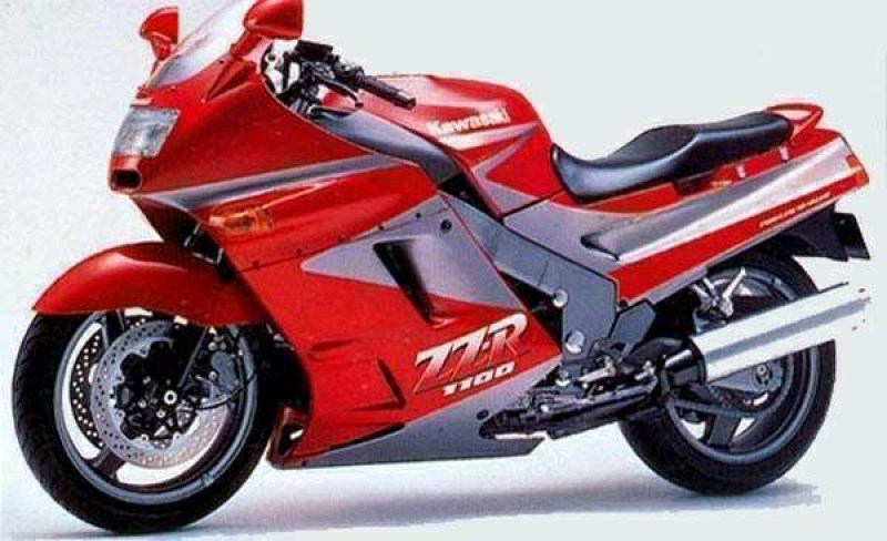 Kawasaki ZZR1100 90 (1)